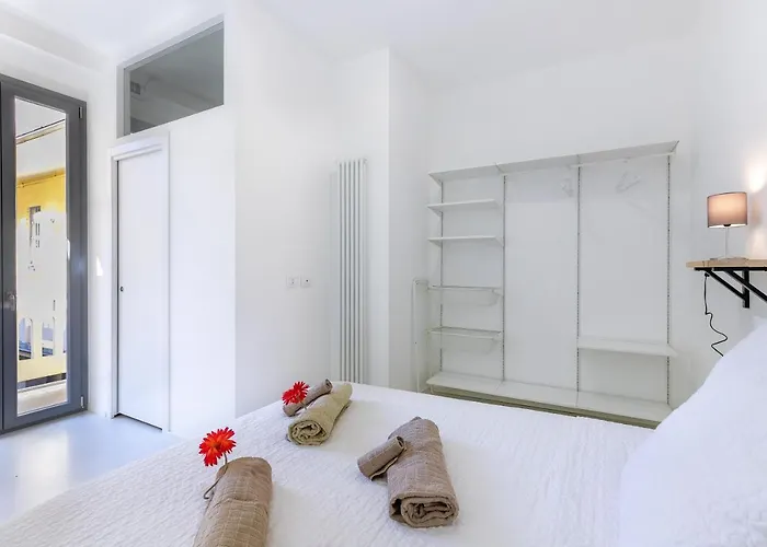 Alessia's Flat - Sarpi 4 Apartment